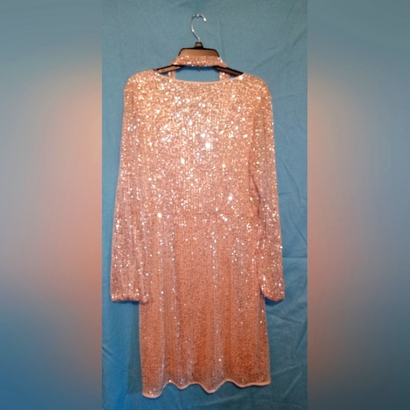 Gold sequin cocktail dress. Plus Size (1x) Brand (Forever 21) - Picture 2 of 6